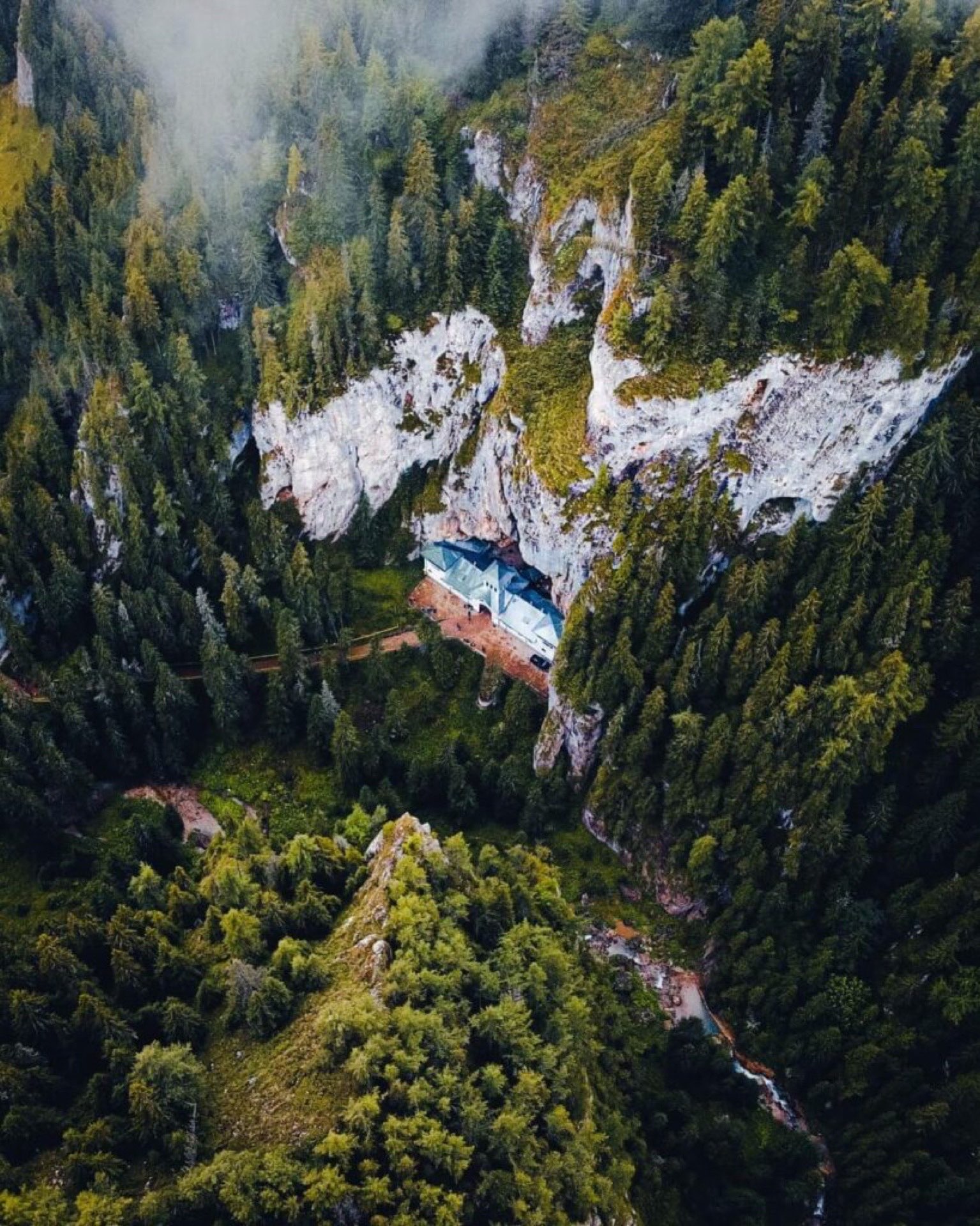Peșterii, Urșilor & Tătarului gorges